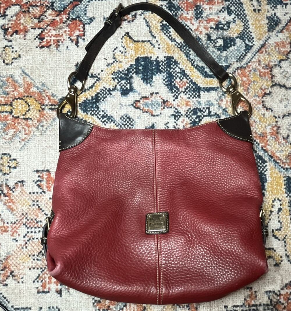 Dooney & Bourke Y2K Pebbled Red Shoulder Bag Magnetic Close Brown Strap Gold